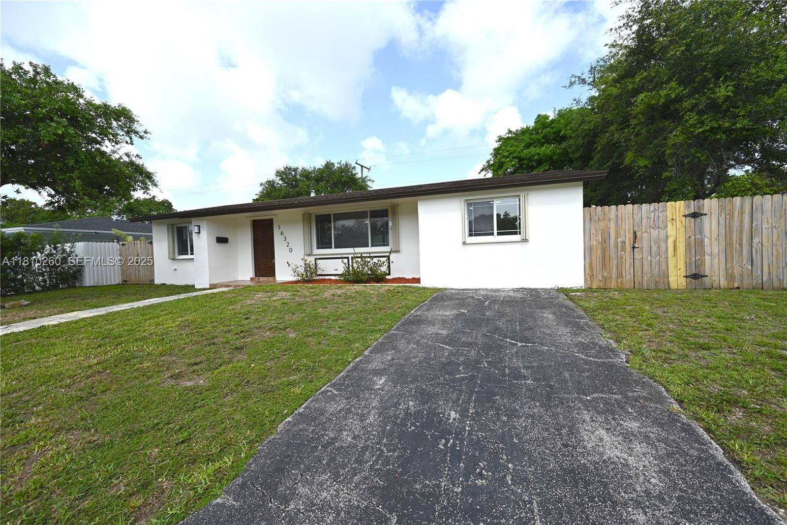 16320 SW 100th Court, Miami, FL 33157