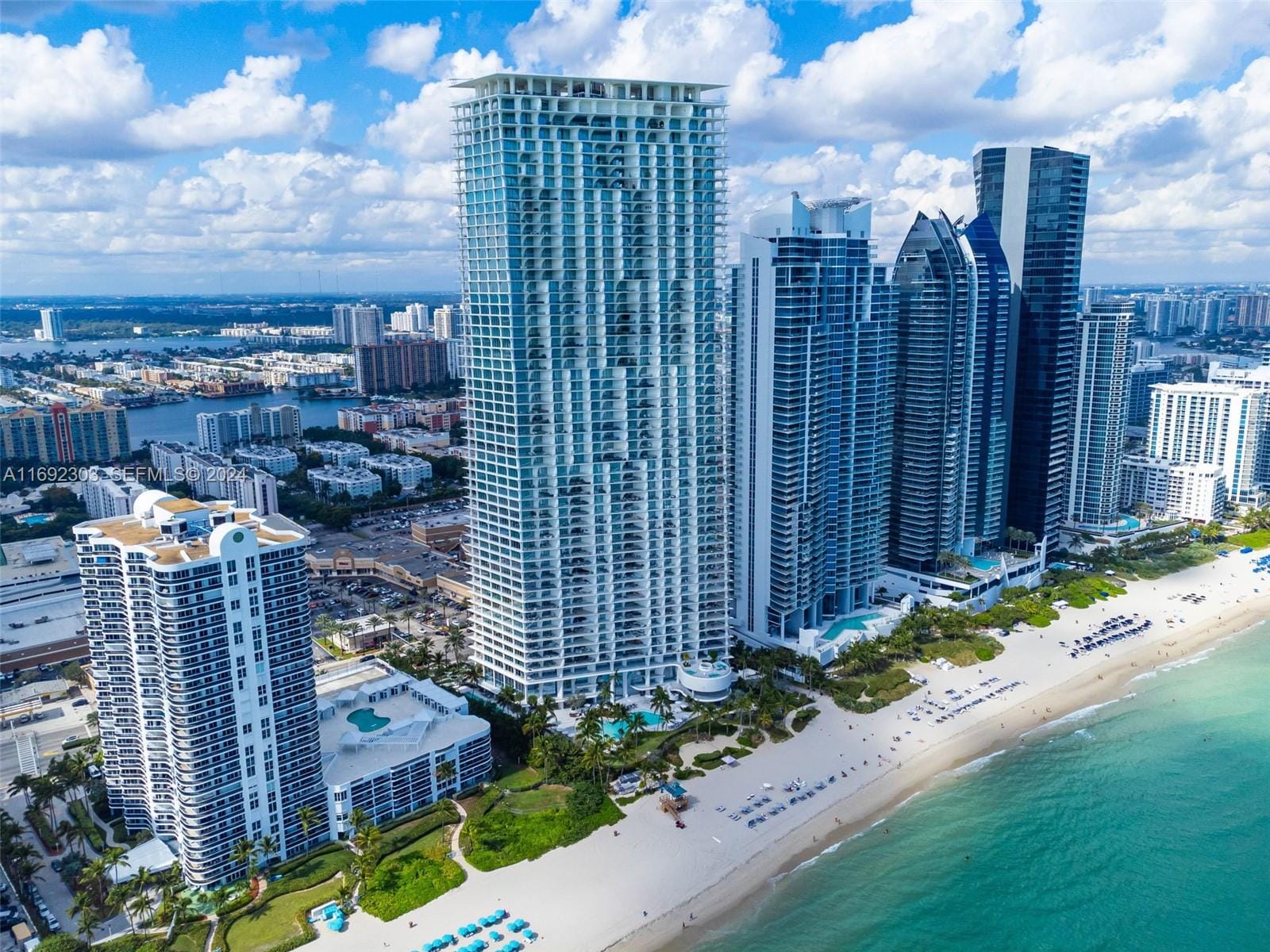 16901 Collins Avenue 1503, Sunny Isles Beach, FL 33160 photo 3