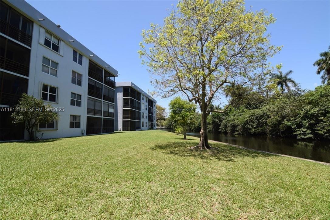 103 Royal Park Drive 3D, Oakland Park, FL 33309 photo 5