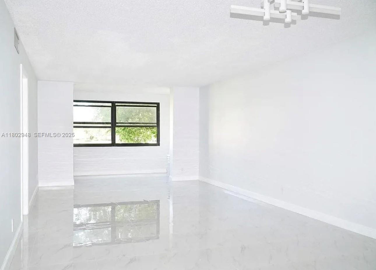 691 S Hollybrook Drive 208 — photo 10