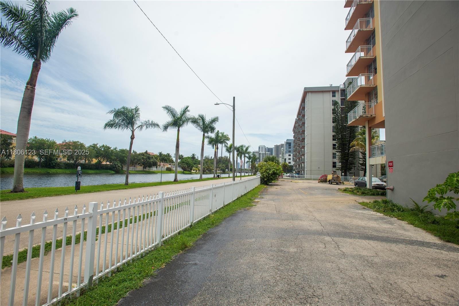 2025 NE 164th Street 301, North Miami Beach, FL 33162 photo 23