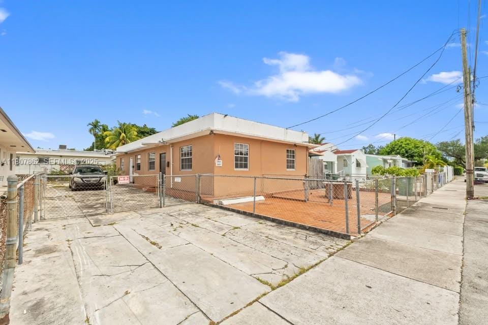 2655 NW 14th Avenue, Miami, FL 33142 photo 6
