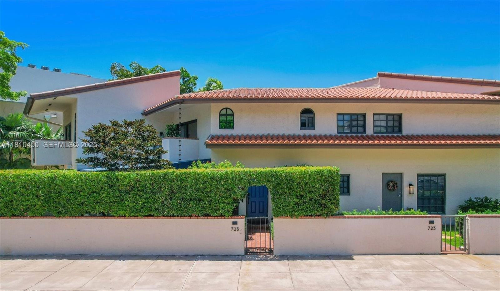 725 Biltmore Court, Coral Gables, FL 33134 photo 2
