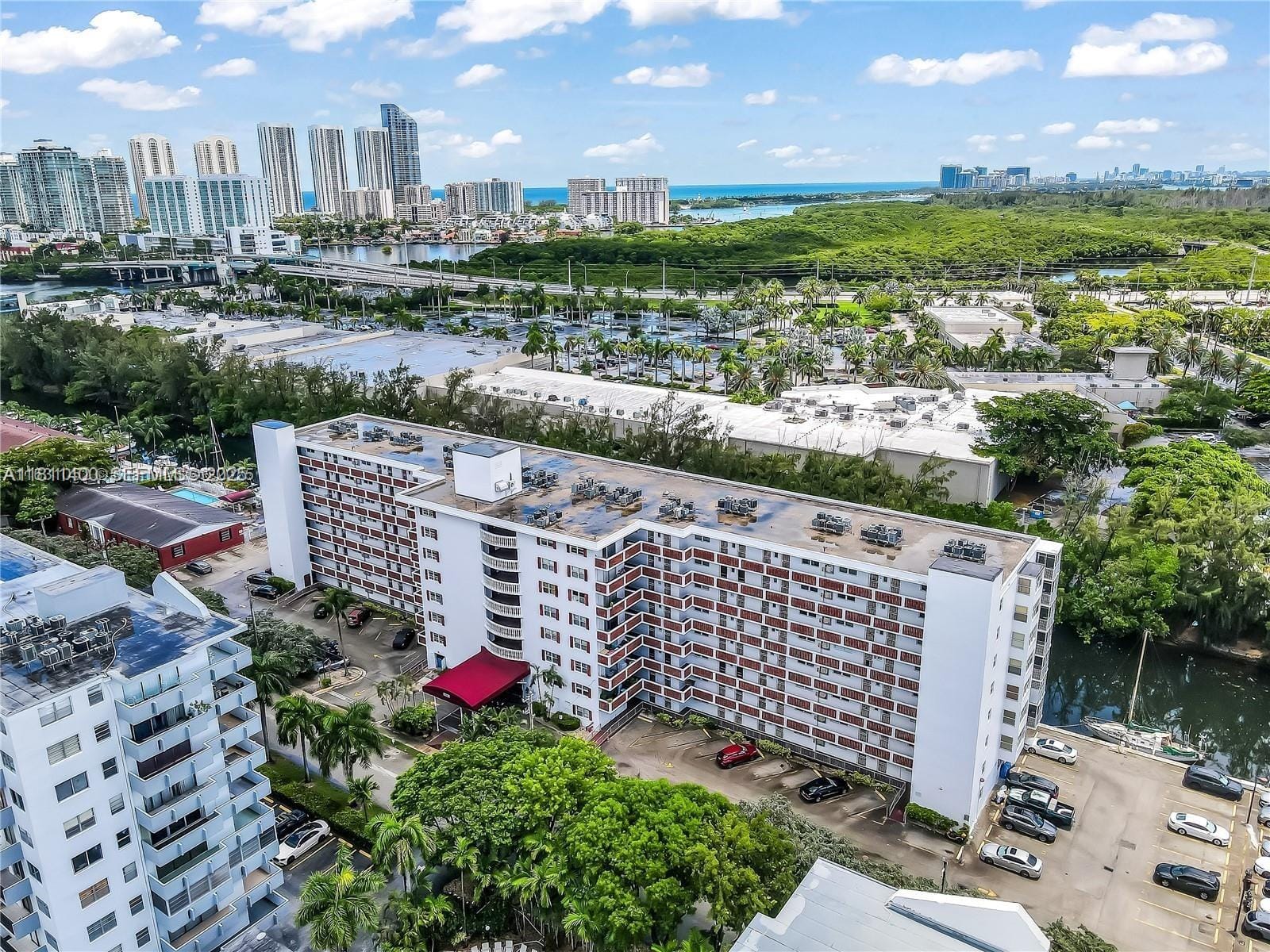 3660 NE 166th Street 603, North Miami Beach, FL 33160 photo 17