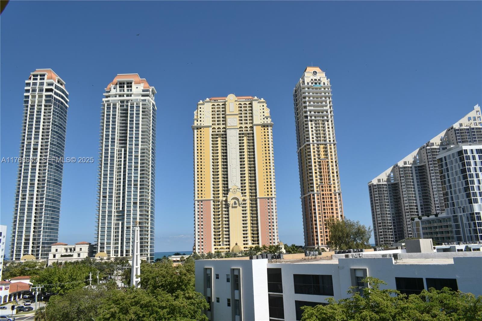 200 178th Drive 704, Sunny Isles Beach, FL 33160 photo 11