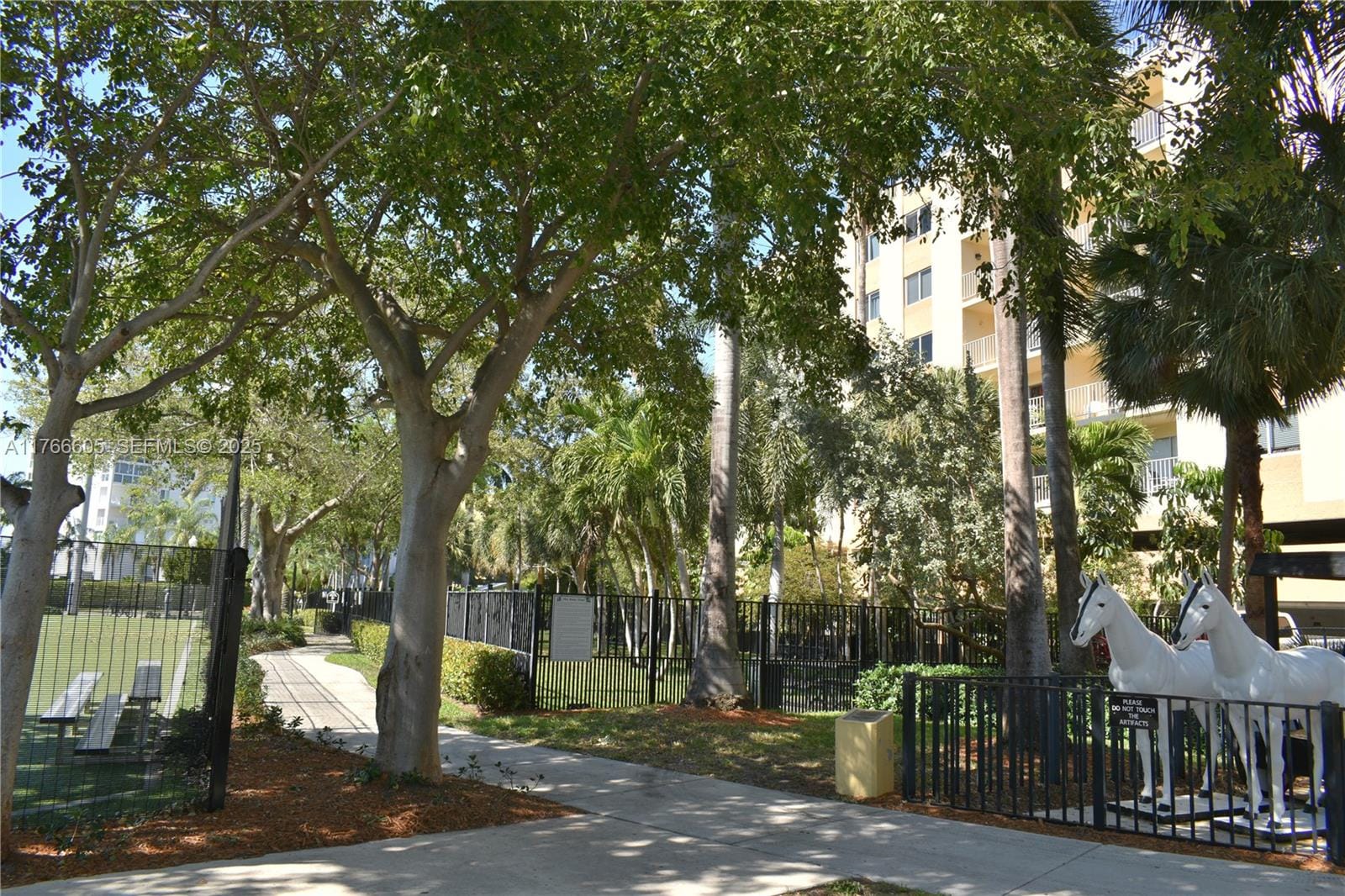 200 178th Drive 704, Sunny Isles Beach, FL 33160 photo 12