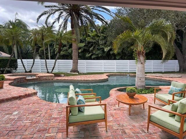 15242 SW 147th Terrace, Miami, FL 33196