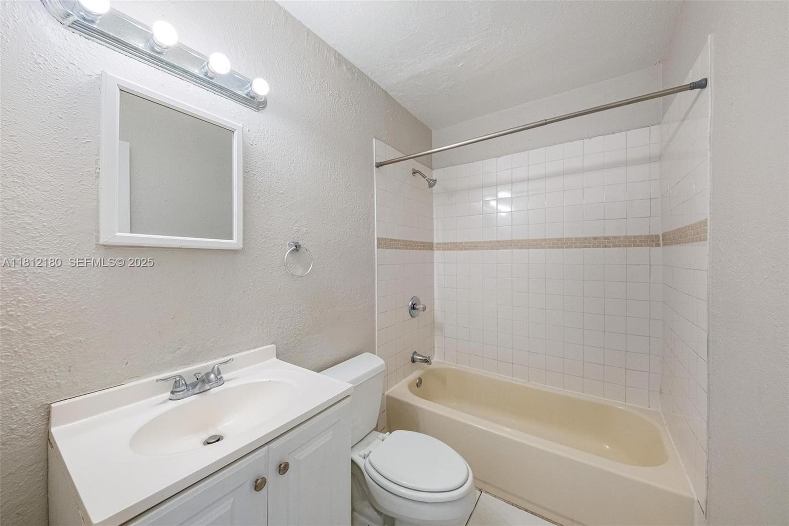 3515 NW 205th Street, Miami Gardens, FL 33056 photo 28