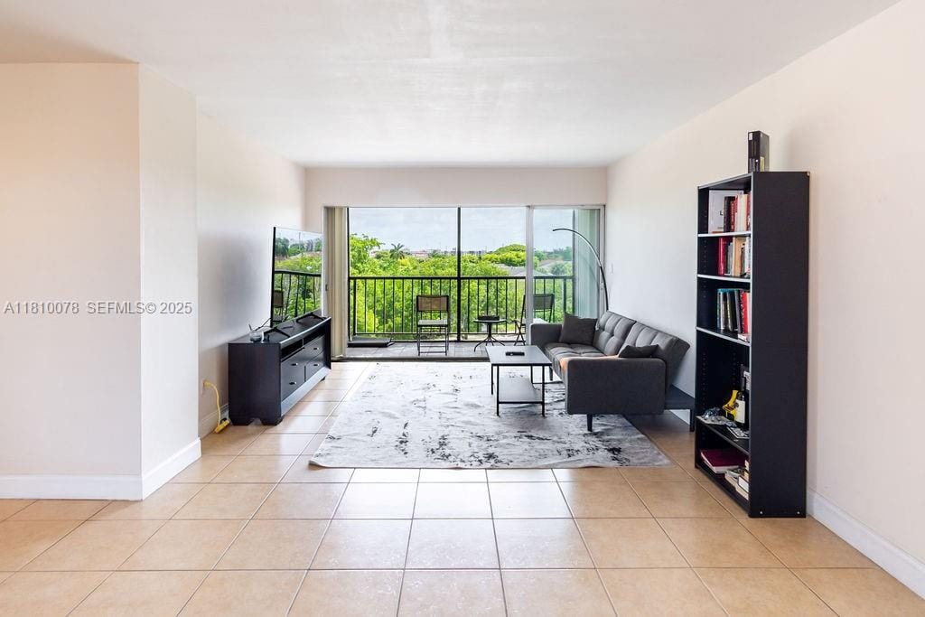 9110 Fontainebleau Boulevard 502, Miami, FL 33172 photo 21