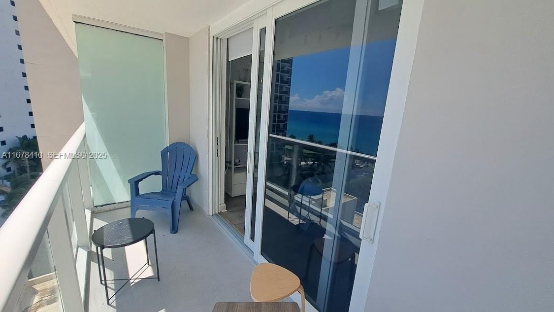 19201 Collins Avenue 747 — photo 4