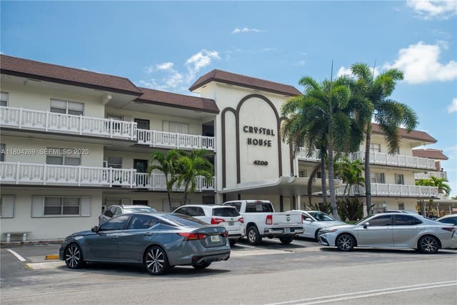 4200 Crystal Lake Drive 204, sold in Crystal House Condo, Miami Beach, FL
