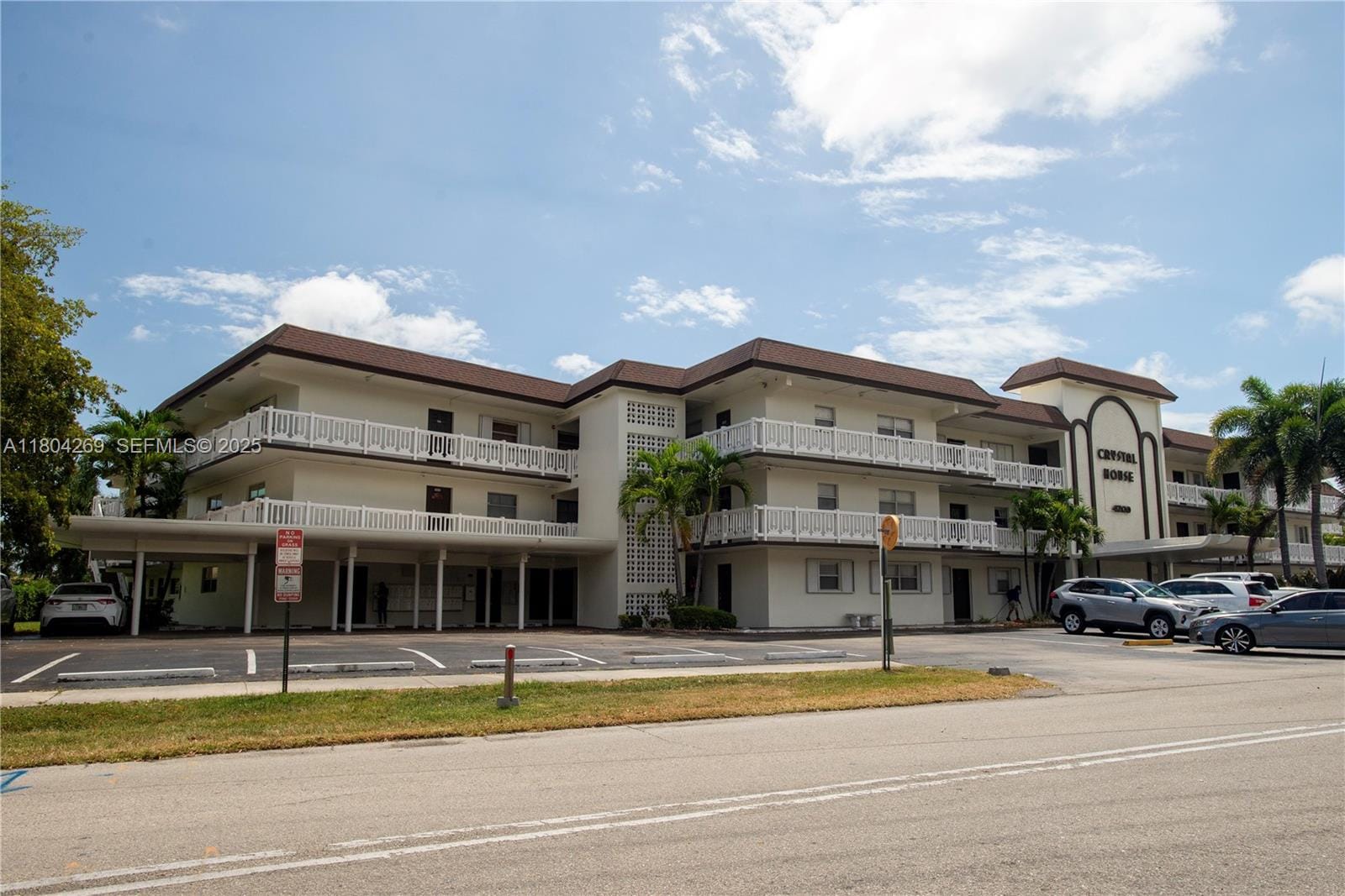 4200 Crystal Lake Drive 204, Deerfield Beach, FL 33064 photo 2