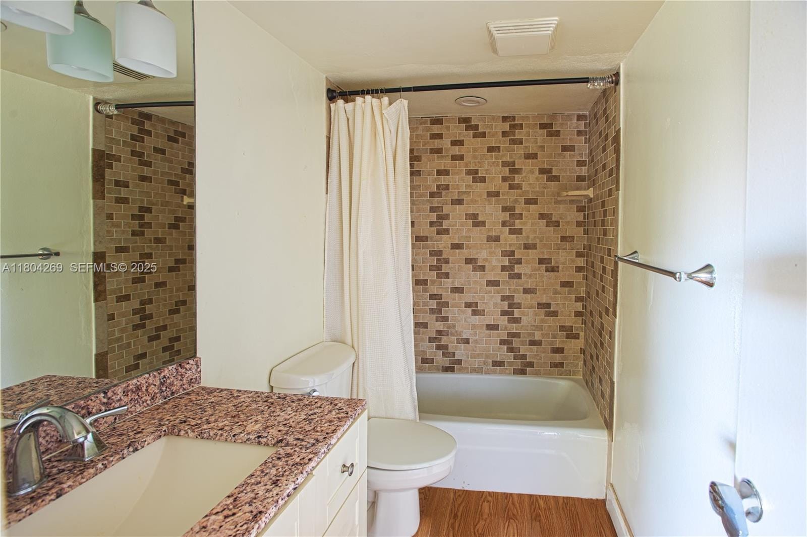4200 Crystal Lake Drive 204, Deerfield Beach, FL 33064 photo 13
