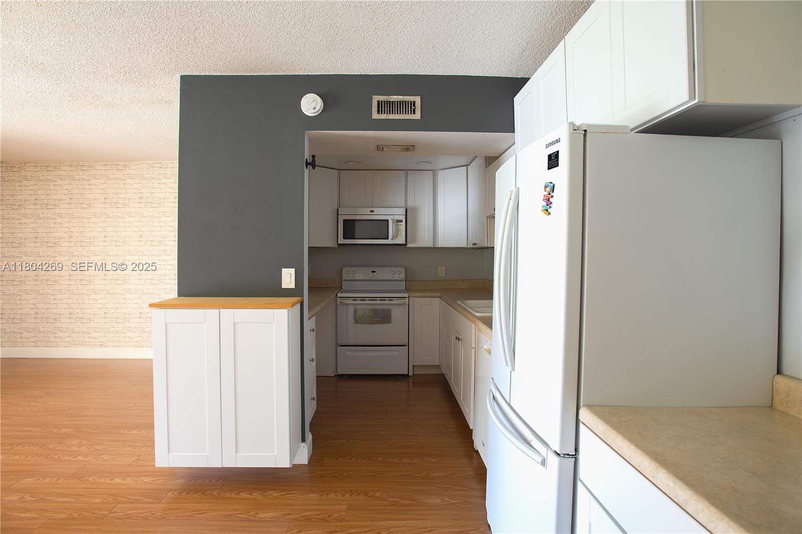 4200 Crystal Lake Drive 204, Deerfield Beach, FL 33064 photo 4