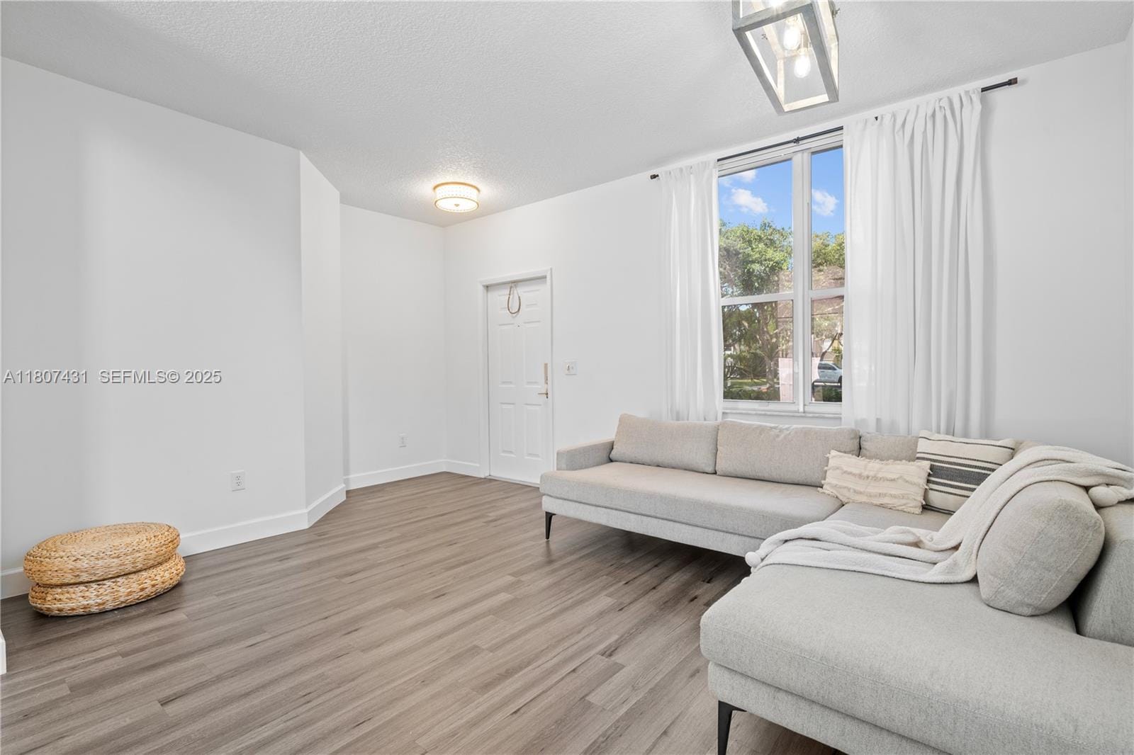 1437 NW 154th Lane, Pembroke Pines, FL 33028 photo 14