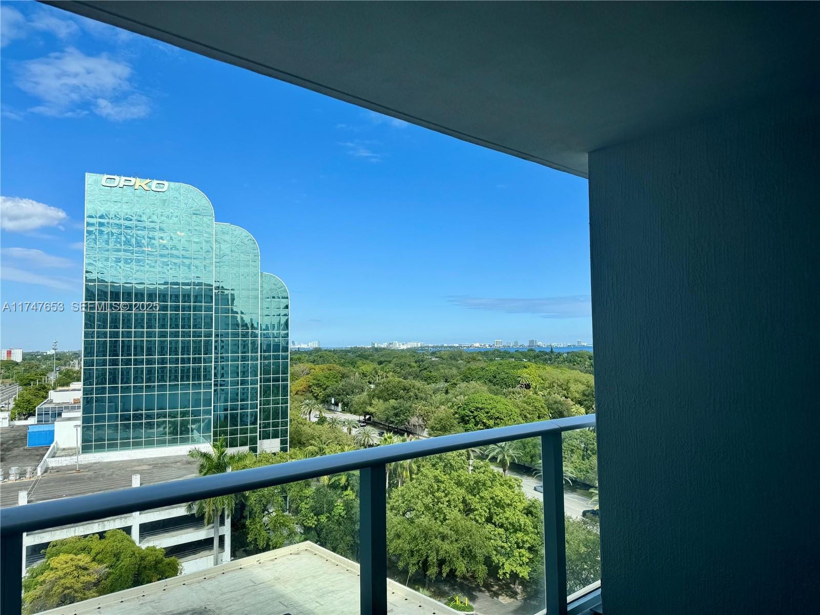 4250 Biscayne Boulevard 1006 — photo 2