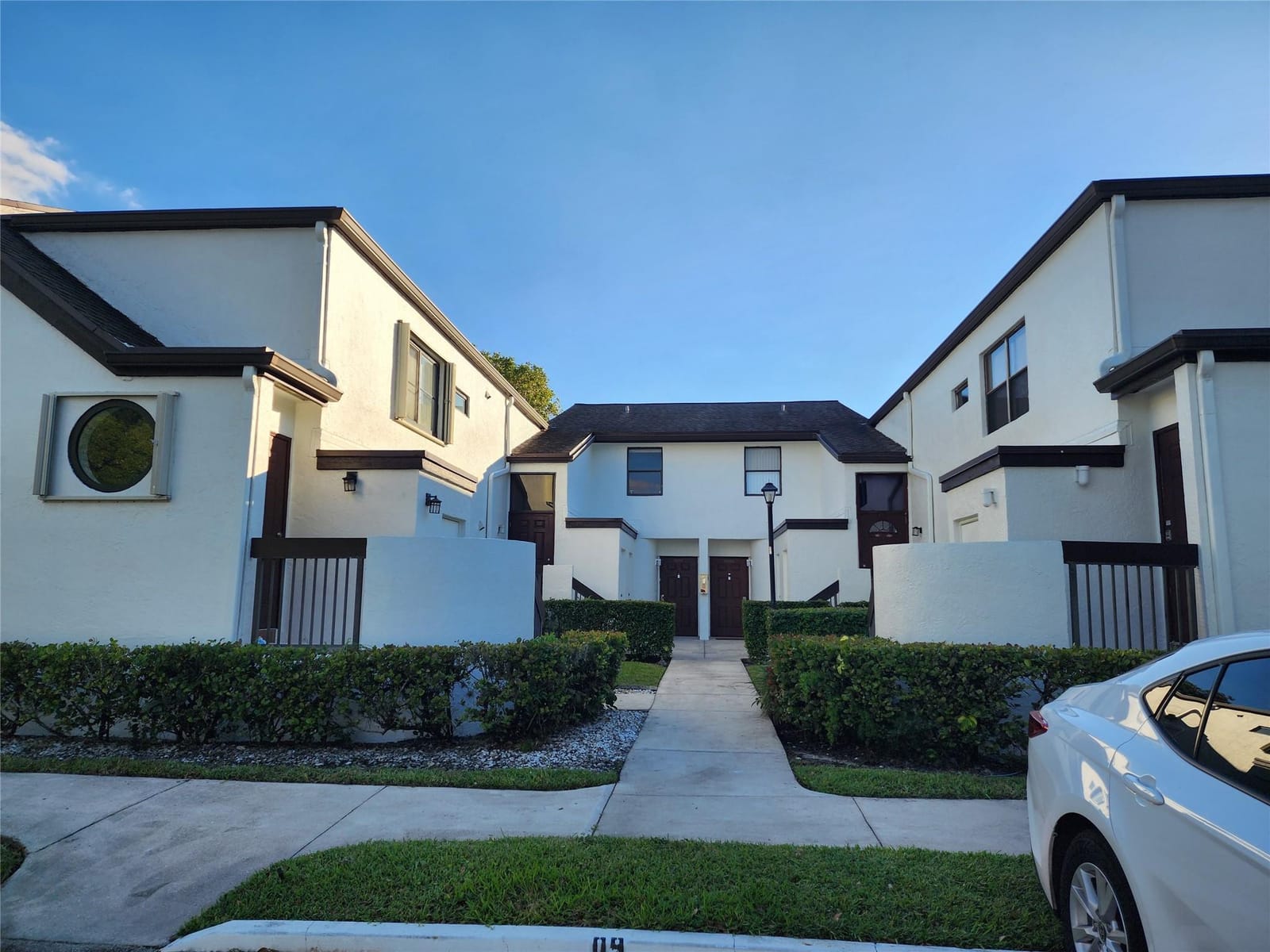 11358 Taft Street 11358, Pembroke Pines, FL 33026