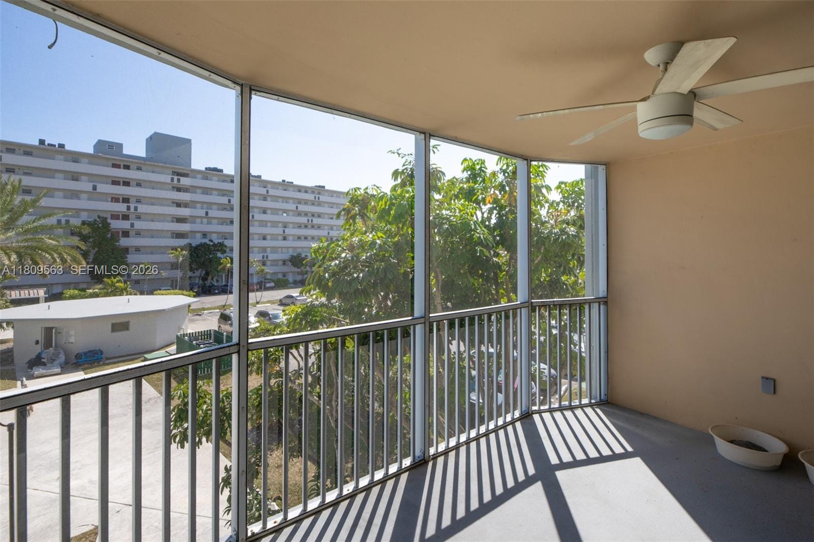 1770 NE 191st Street 316-1, Miami, FL 33179 photo 24
