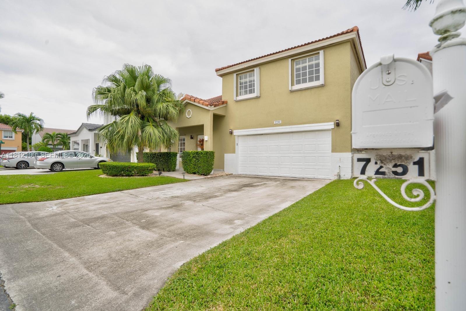 7251 SW 158th Place — photo 2