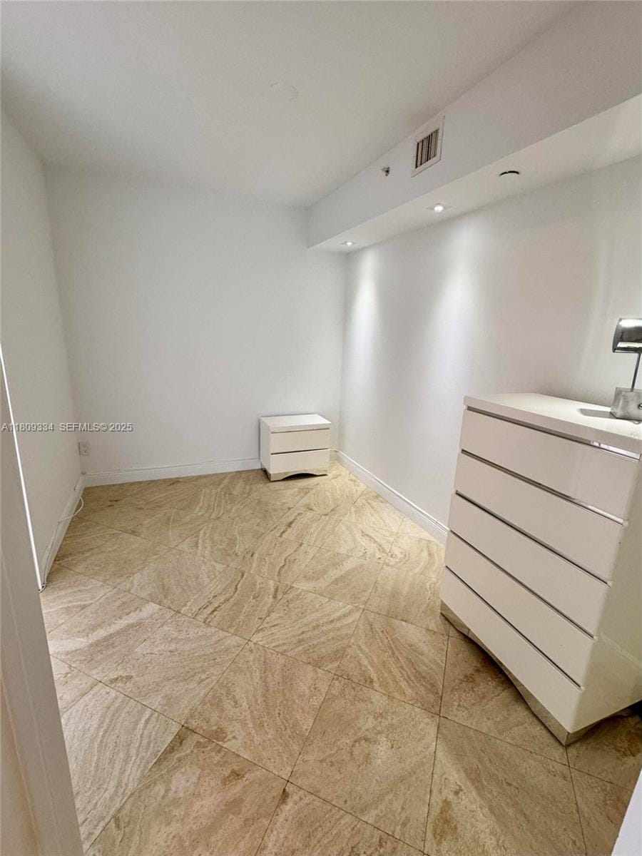 4779 Collins Avenue 2106, Miami Beach, FL 33140 photo 11