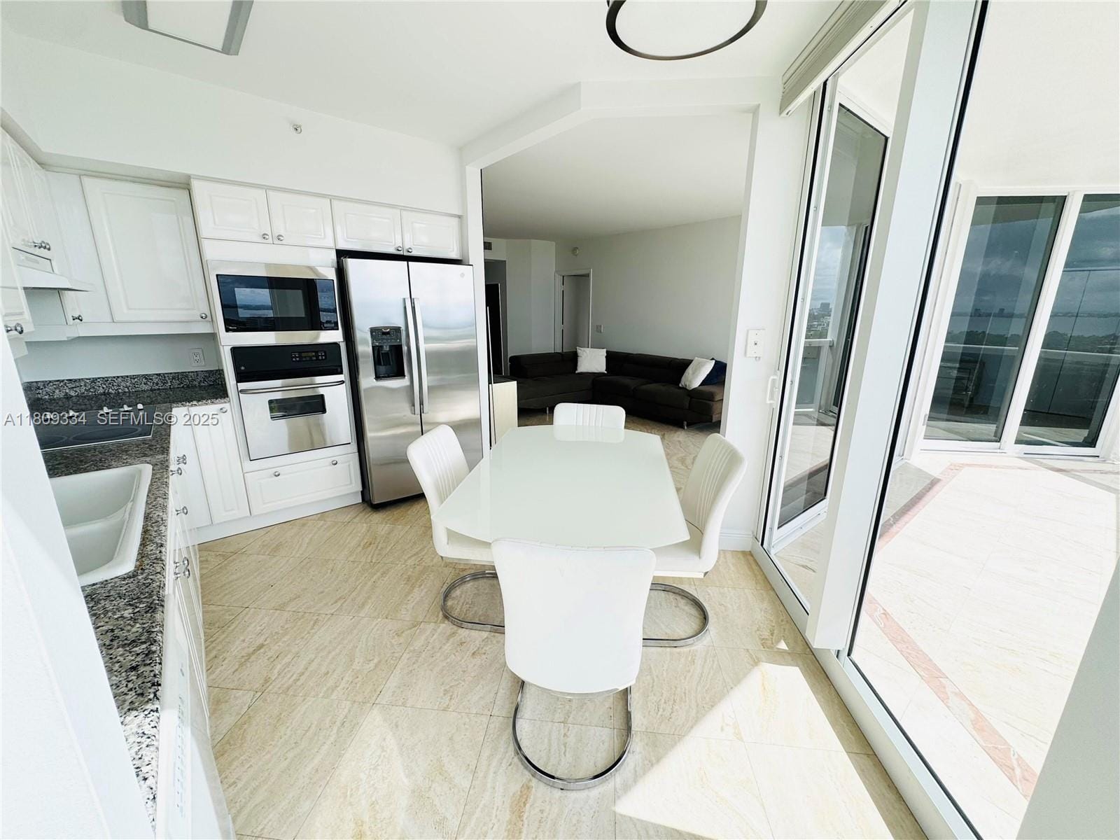 4779 Collins Avenue 2106, Miami Beach, FL 33140 photo 7