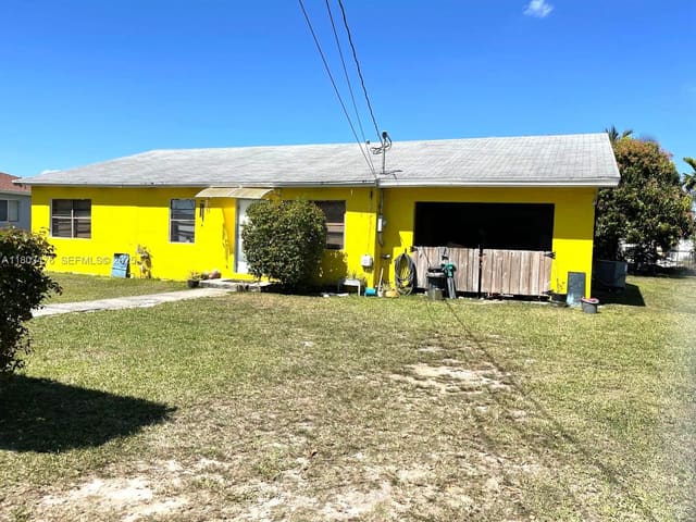 12035 SW 214th Terrace, sold in Dixie Pines 2nd Rev, Miami, FL