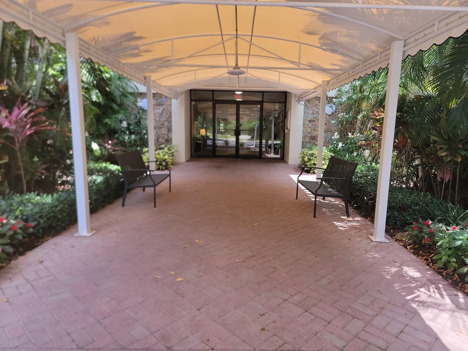 4000 Cypress Grove Way 305, Pompano Beach, FL 33069