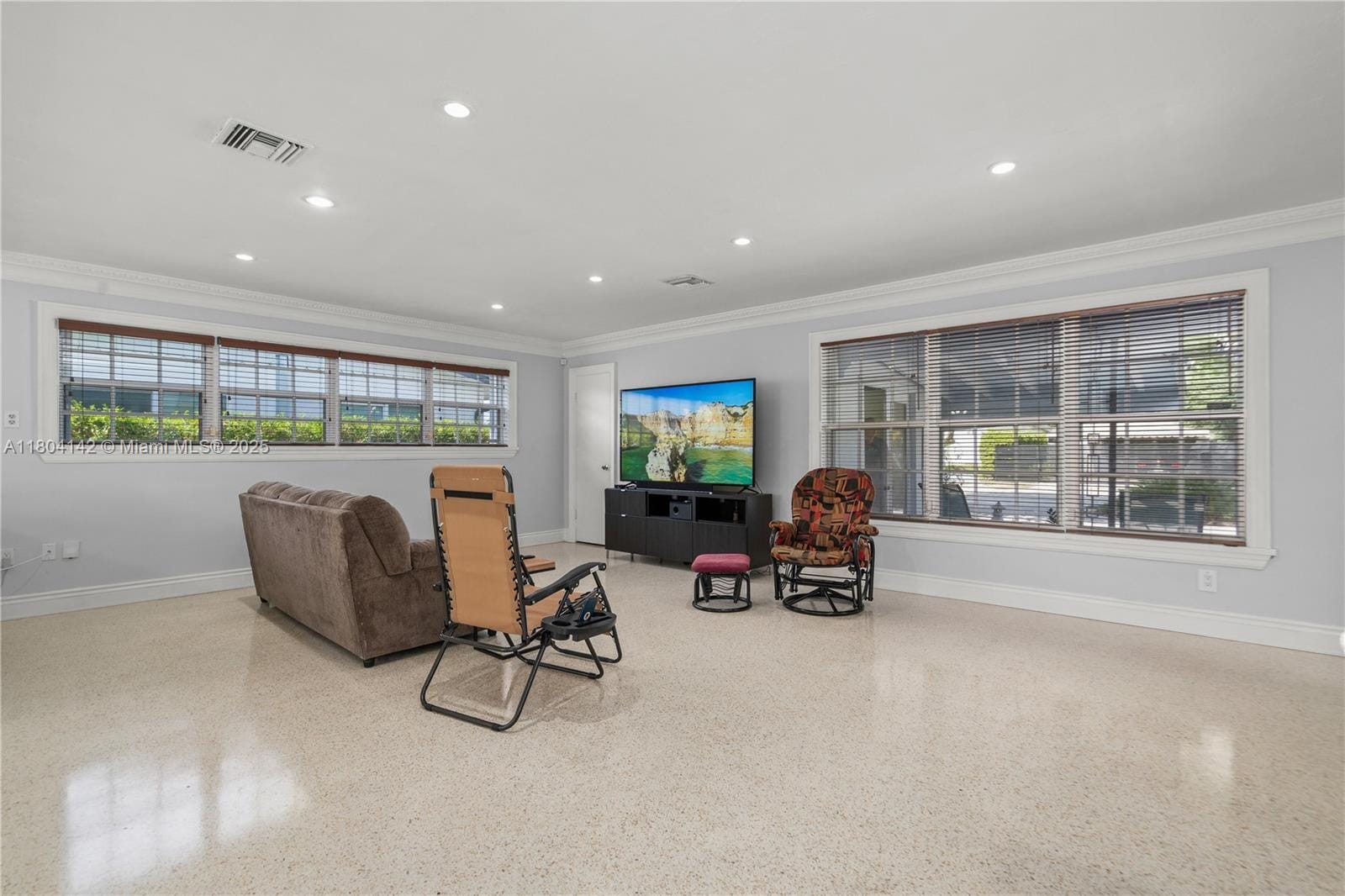 19510 NE 19th Avenue, Miami, FL 33179 photo 9