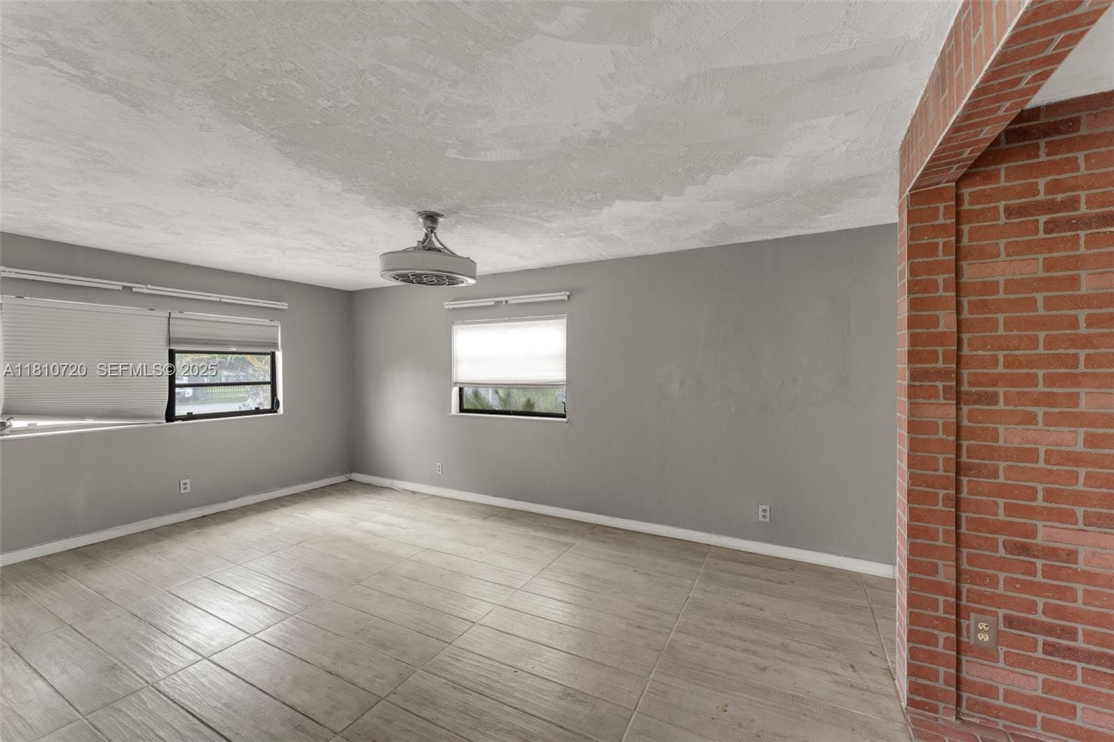 15101 Harrison Street — photo 9