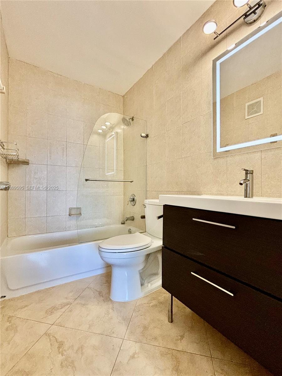 3536 NE 168th Street 201, North Miami Beach, FL 33160 photo 16