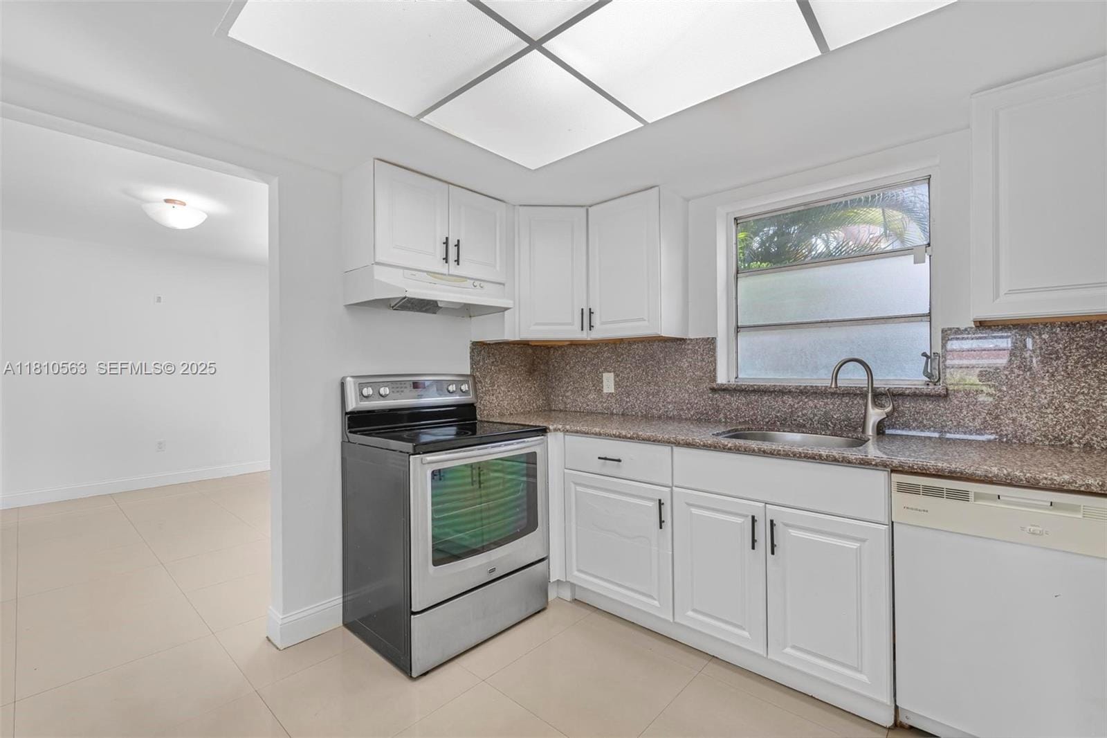 3202 SW 3rd Street, Miami, FL 33135 photo 11