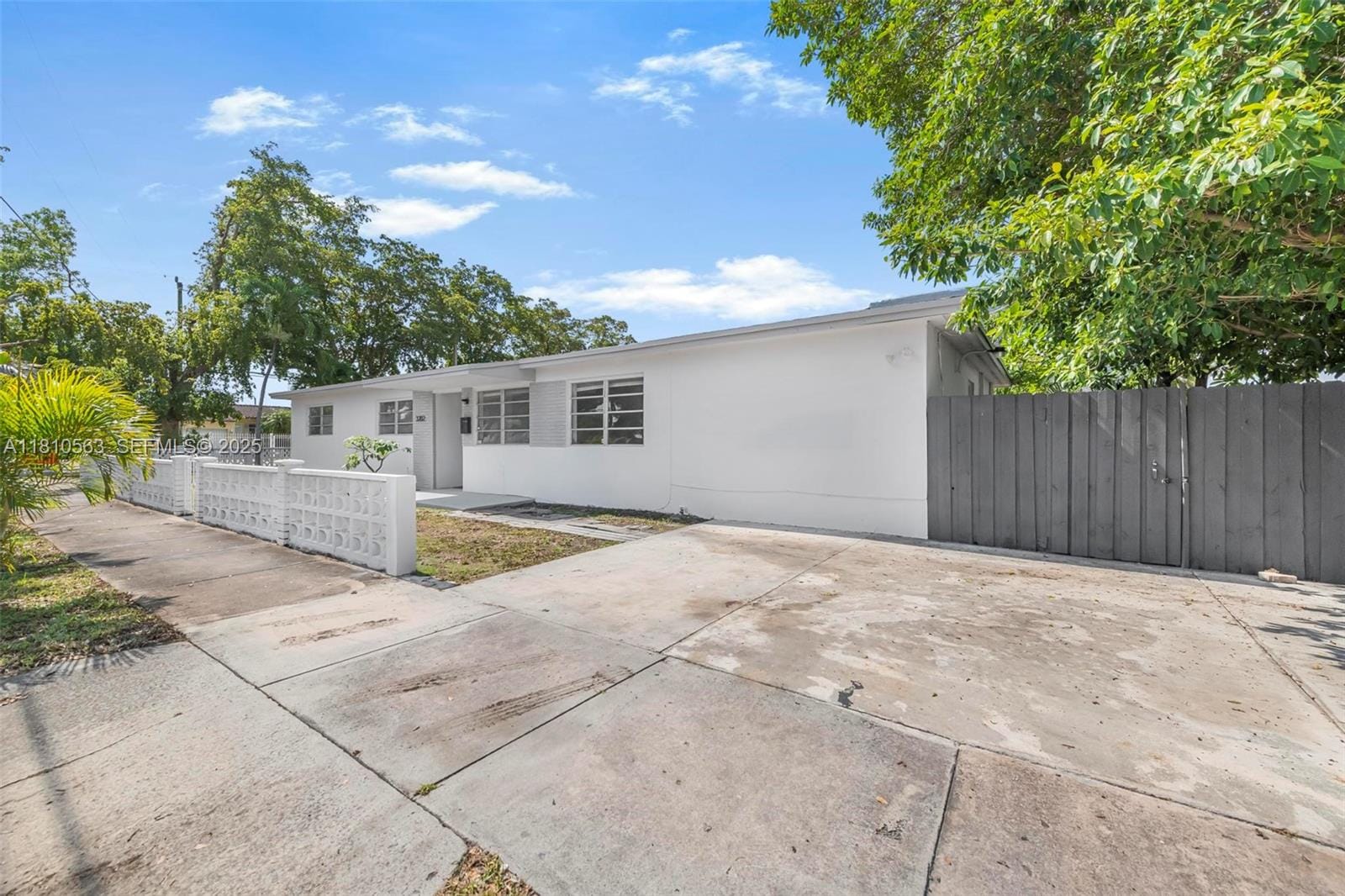 3202 SW 3rd Street, Miami, FL 33135 photo 3
