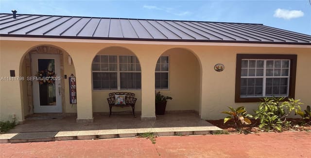 13360 SW 43rd Street, sold in San Sebastian Unit No 5, Miami, FL