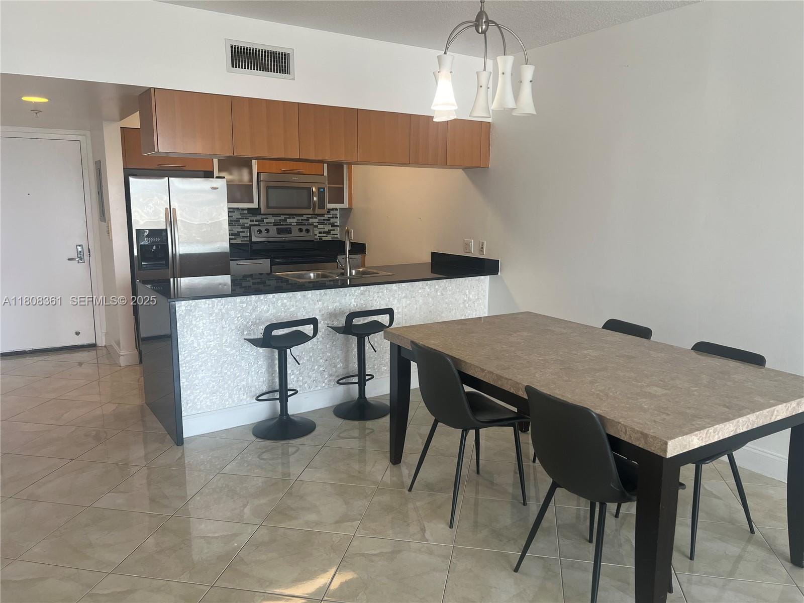 1750 N Bayshore Drive 1410 — photo 3