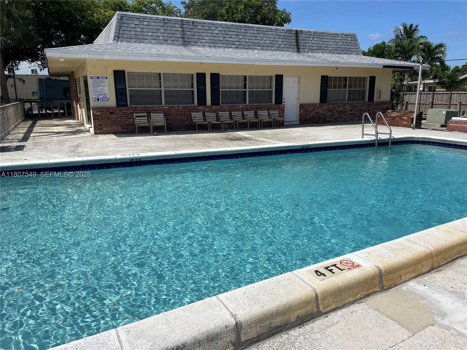 2041 NW 81st Avenue 414, Pembroke Pines, FL 33024 photo 2