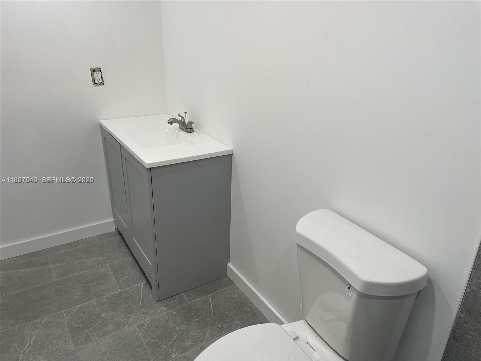 2041 NW 81st Avenue 414, Pembroke Pines, FL 33024 photo 4