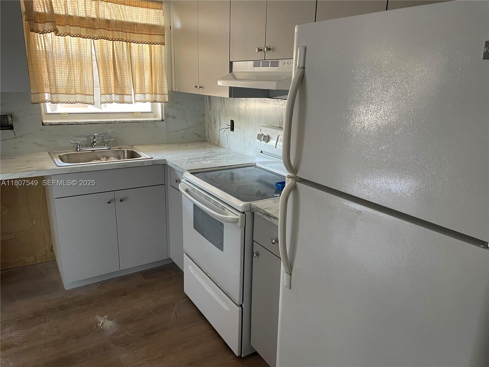 2041 NW 81st Avenue 414, Pembroke Pines, FL 33024 photo 5