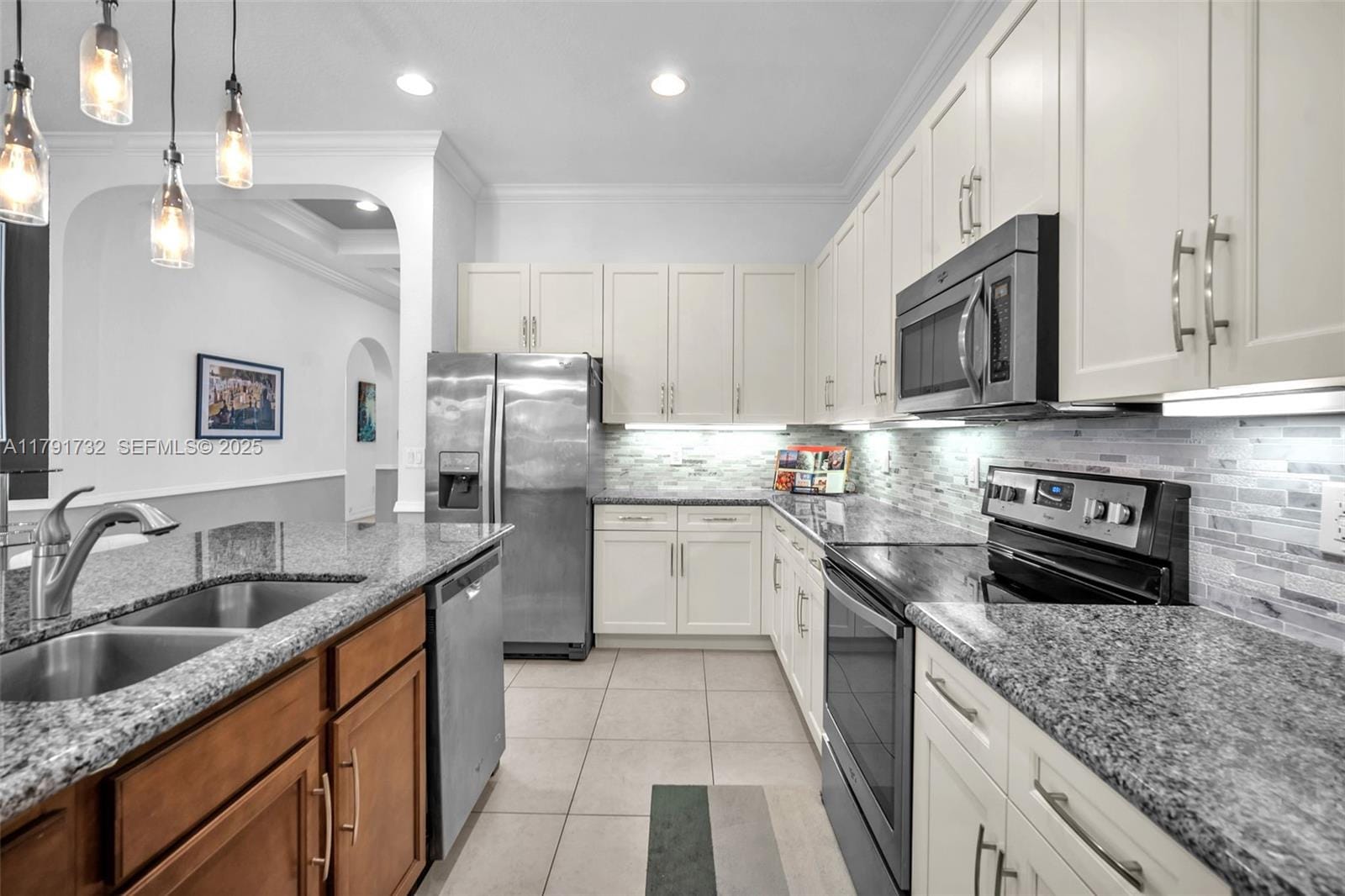 1121 SW 113th Avenue, Pembroke Pines, FL 33025 photo 13
