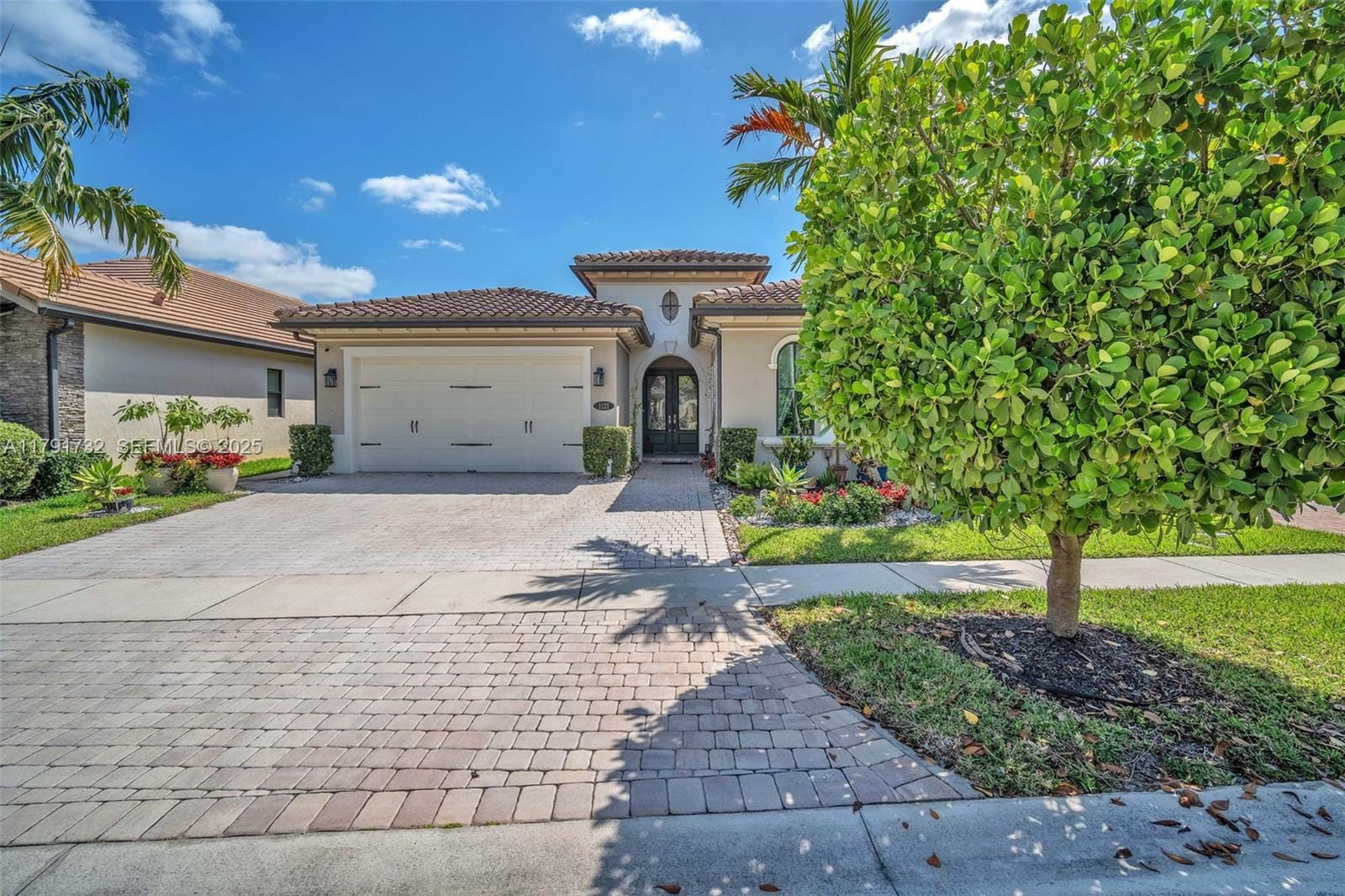 1121 SW 113th Avenue, Pembroke Pines, FL 33025 photo 3