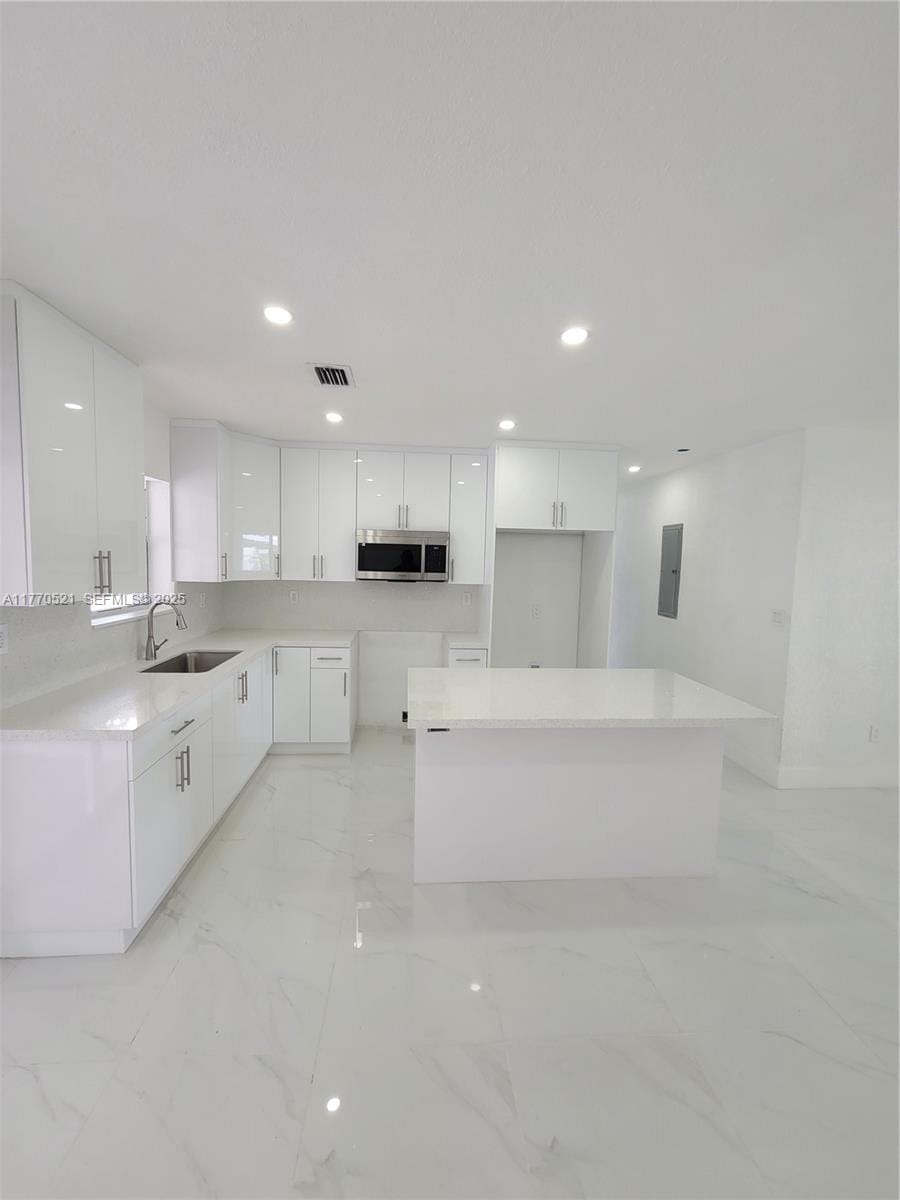 17221 NW 32nd Avenue, Miami Gardens, FL 33056 photo 3