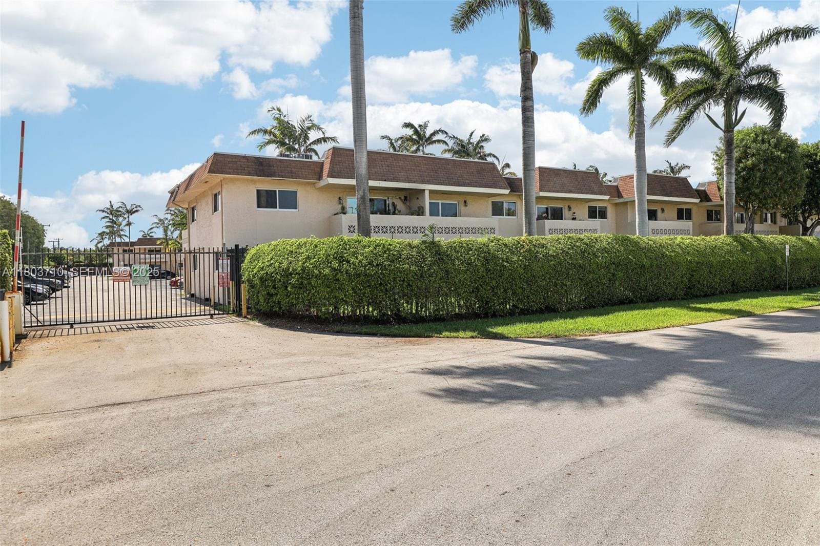 14500 SW 88th Avenue 104, Palmetto Bay, FL 33176 photo 24