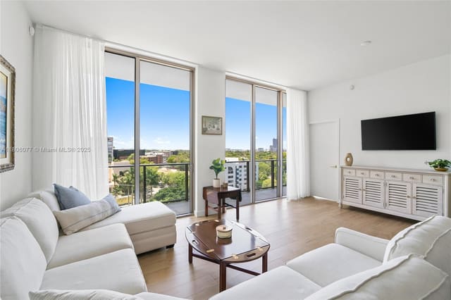 2678 Tigertail Avenue 713, sold in 2678 Tigertail, Miami, FL