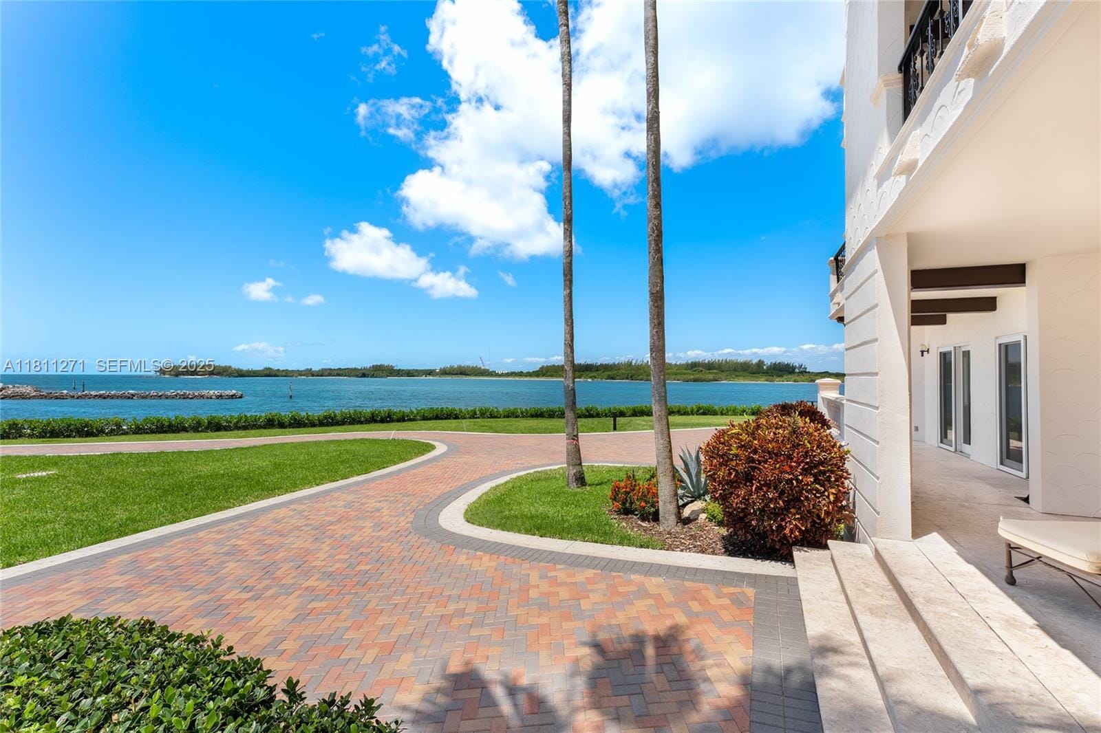 2213 Fisher Island Drive 3103 — photo 12