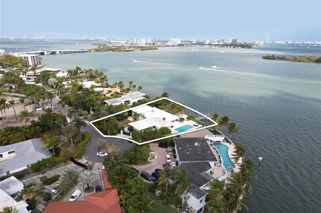 7305 Belle Meade Island Drive, sold in Belle Meade Island, Miami, FL