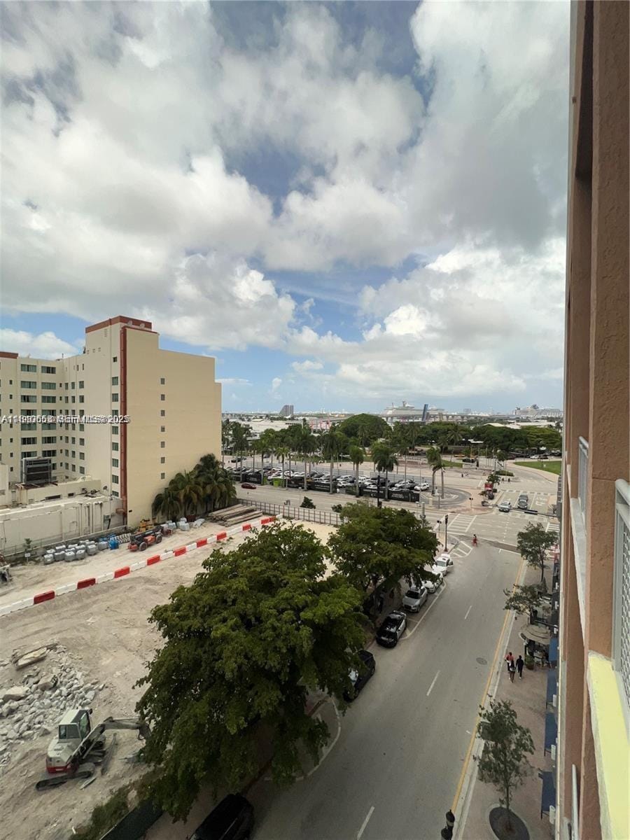 244 Biscayne Boulevard 643, Miami, FL 33132 photo 3