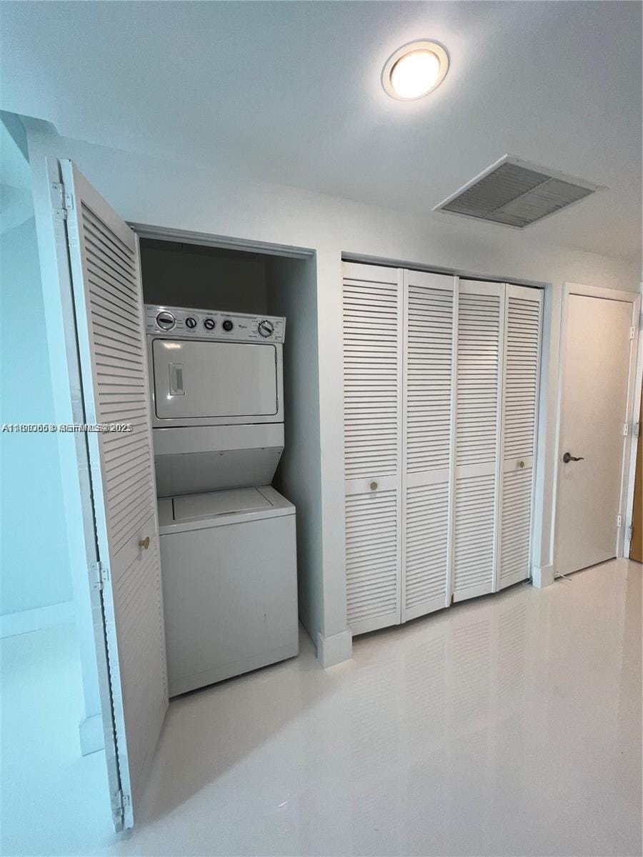 244 Biscayne Boulevard 643, Miami, FL 33132 photo 10