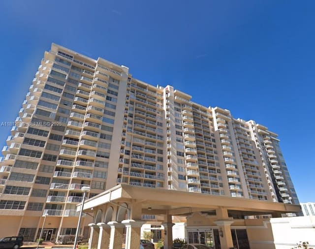 18051 Biscayne Boulevard 1505, sold in Del Prado Marina, Aventura, FL