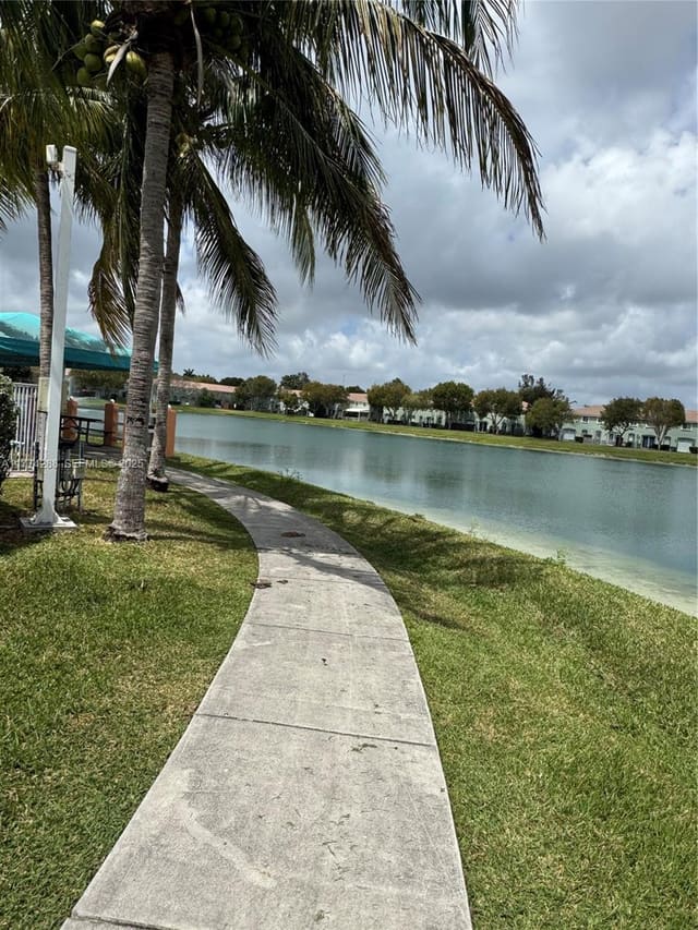 1661 SE 29th Court 108, Homestead, FL 33035