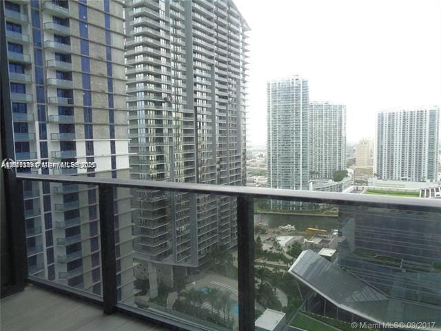 45 SW 9th Street 2709, Miami, FL 33130 photo 2