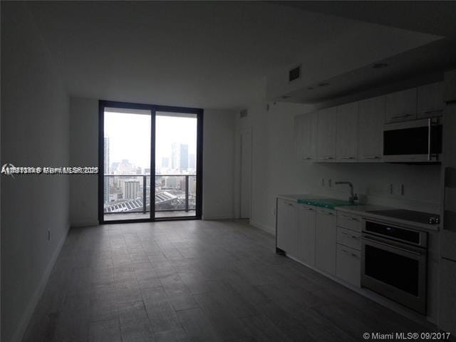 45 SW 9th Street 2709, Miami, FL 33130 photo 9
